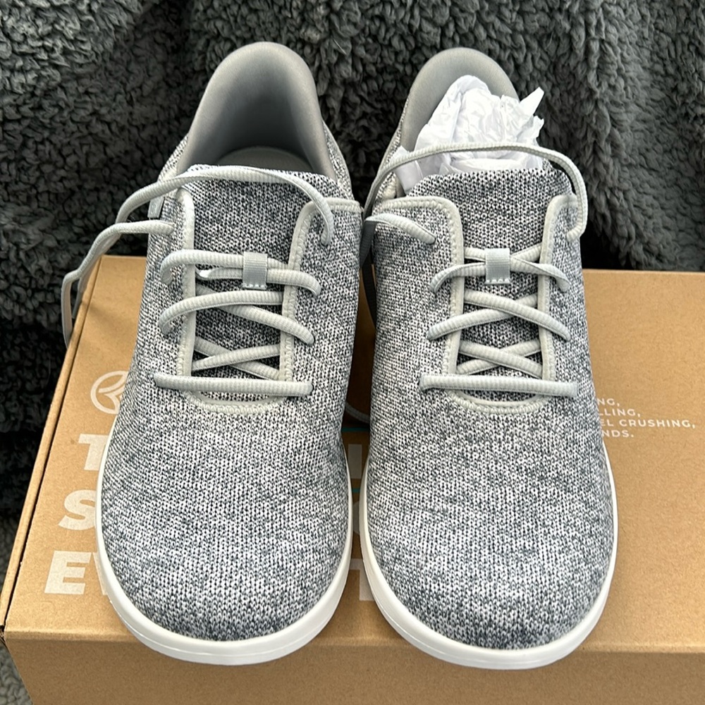 Kizik Madrid Heathered Gray Women’s 13 / Men’s 11.5 wide
